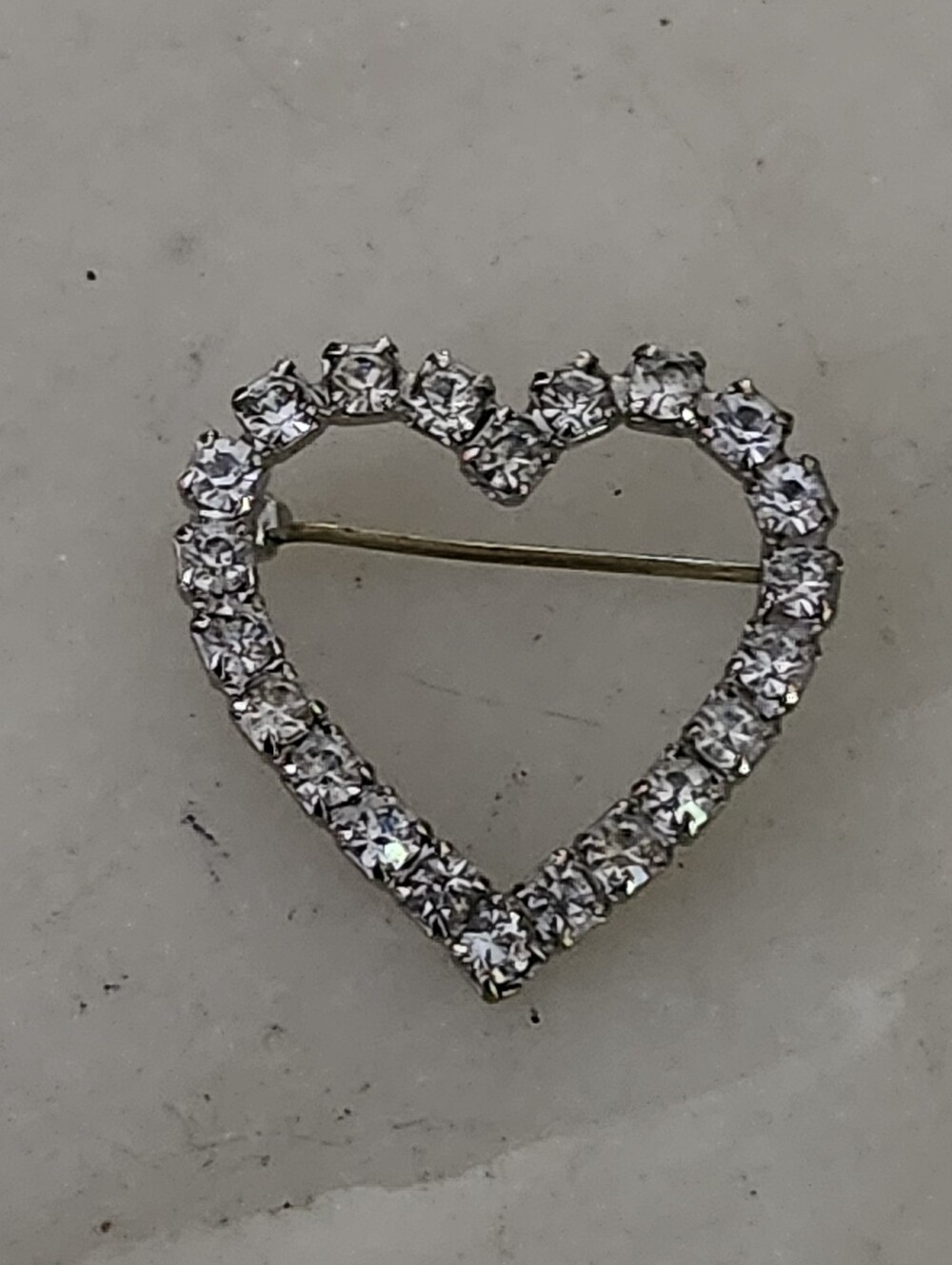 Vtg Crystal Open Heart Rhinestone Brooch - Silver Tone